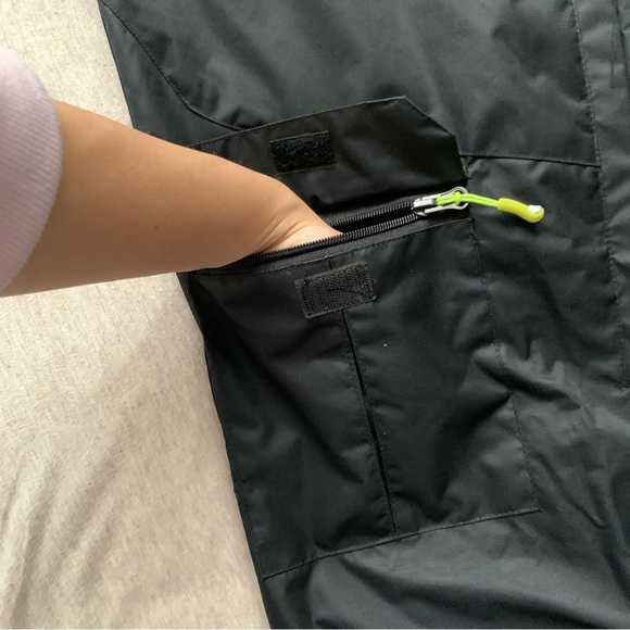 LIQUID Venture Ski Snow Pants - Picture 6 of 16